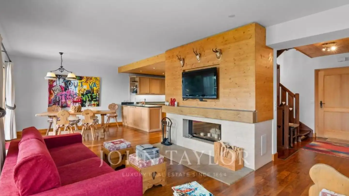 Chalet for sale - 3963 Crans-Montana - Photo 2