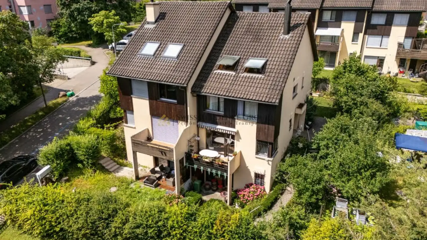Maison jumelle à louer - 8041 Zürich - Photo 2