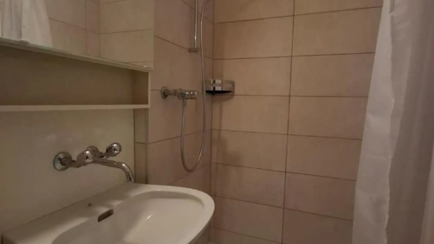 Apartment for rent - Rue du Tertre 4, 2400 Le Locle - Photo 3