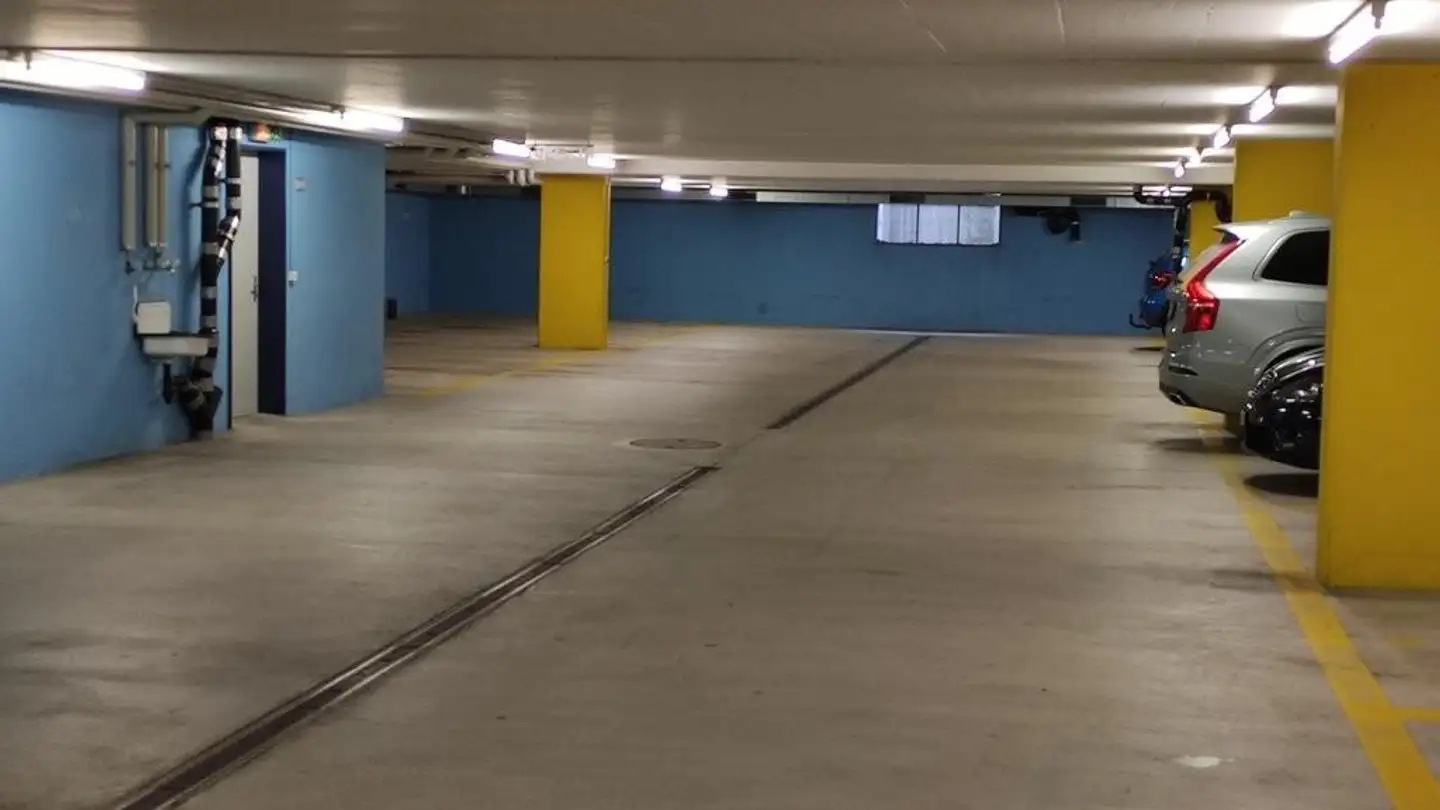 Underground parking space for rent - Florastrasse 14, 8610 Uster - Photo 3