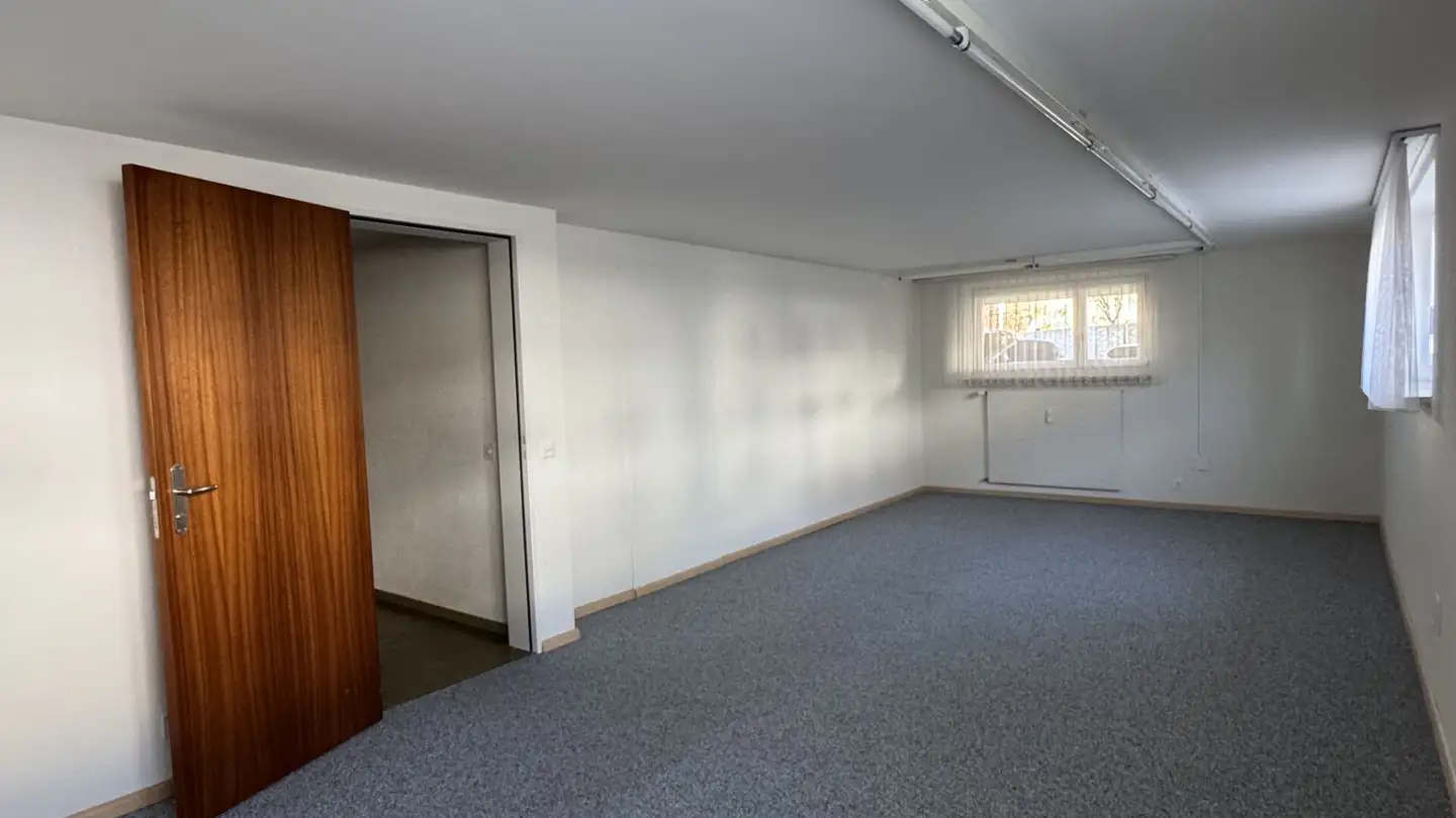 Spazio ufficio in affitto - Burgunderstrasse 15, 4153 Reinach BL