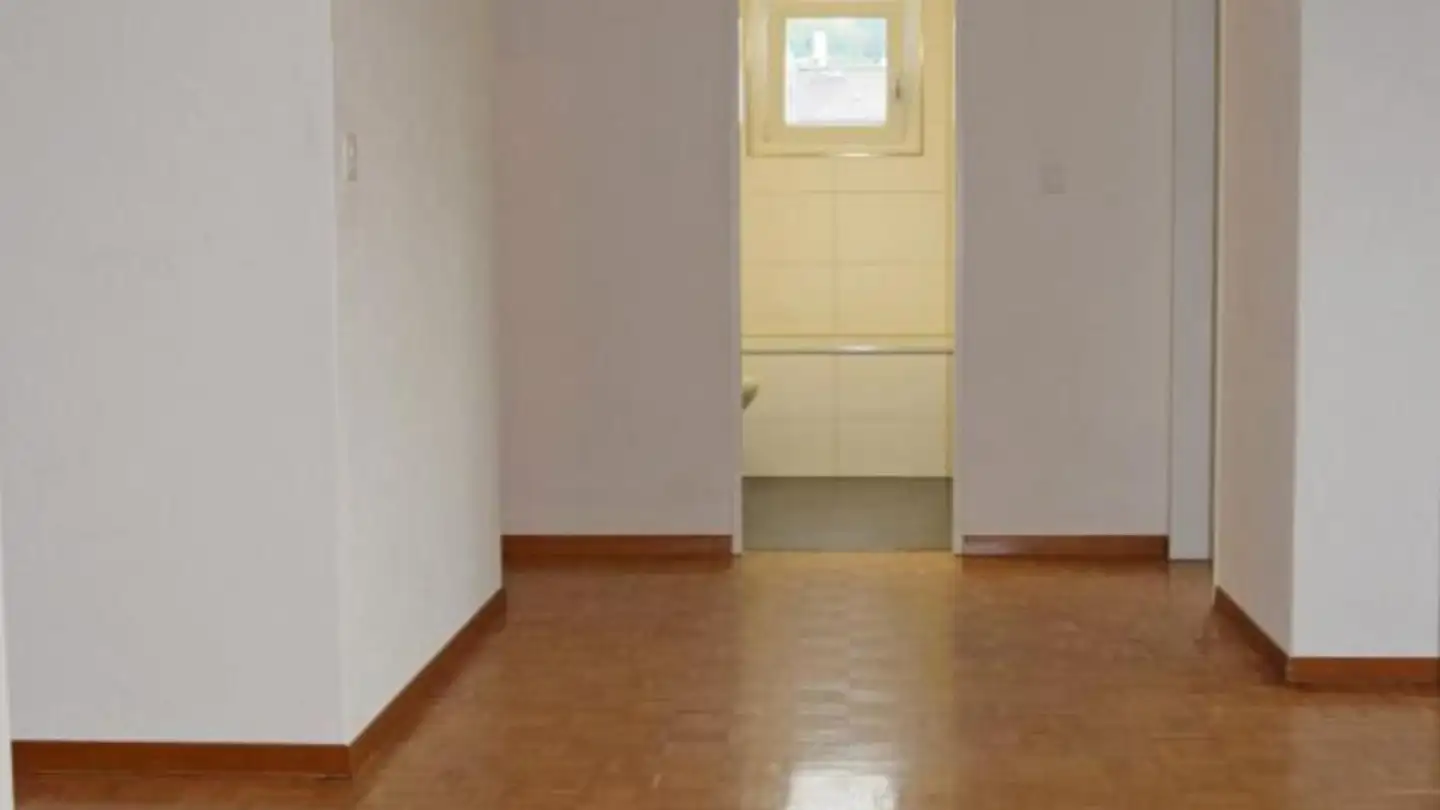 Apartment for rent - Kilchbergstrasse 6, 8134 Adliswil - Photo 2