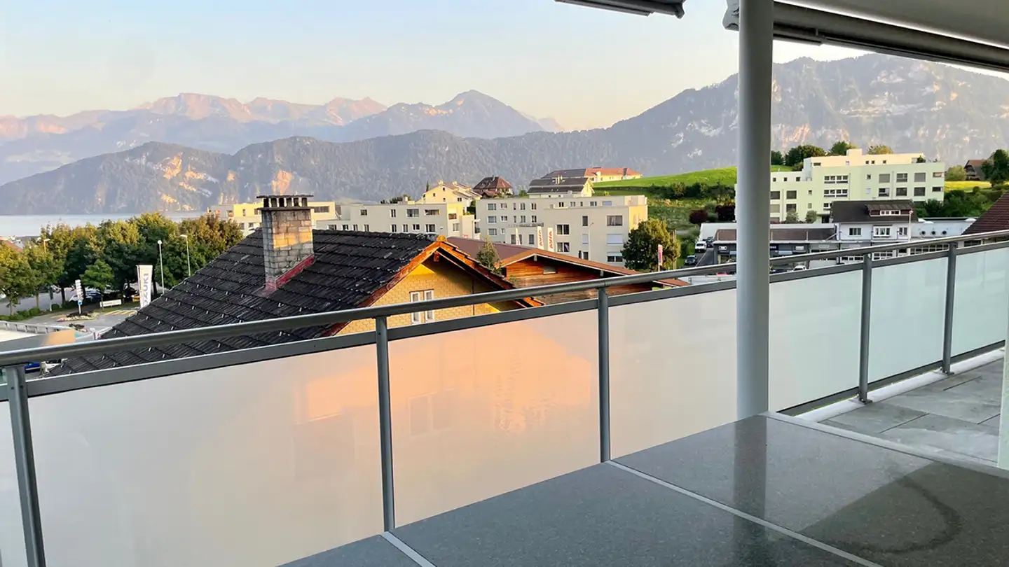 Apartment for rent - 6353 Weggis - Photo 2