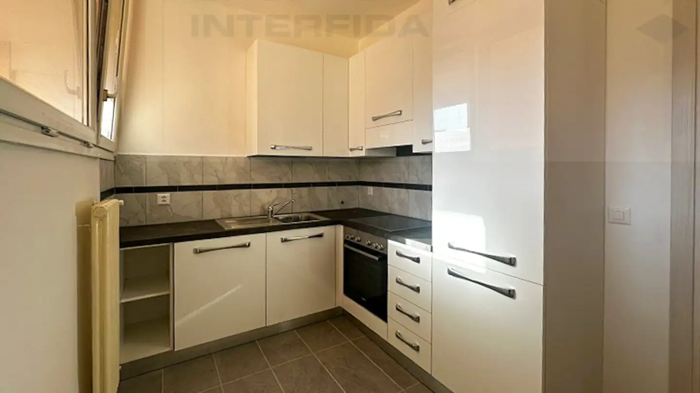 Apartment for rent - Via Pietro E Luisita Chiesa, 6830 Chiasso - Photo 2