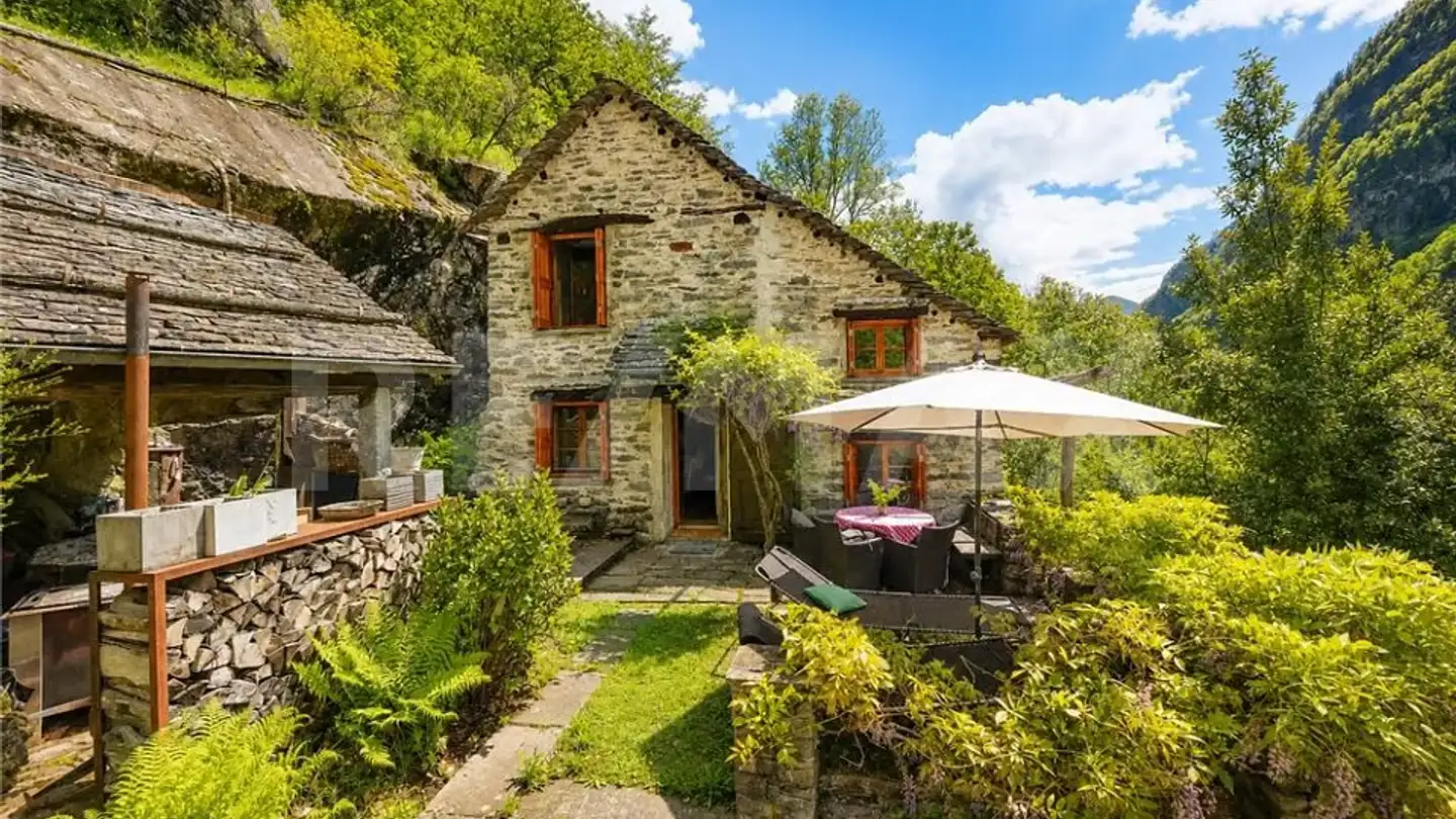Single house for sale - 6690 Cavergno