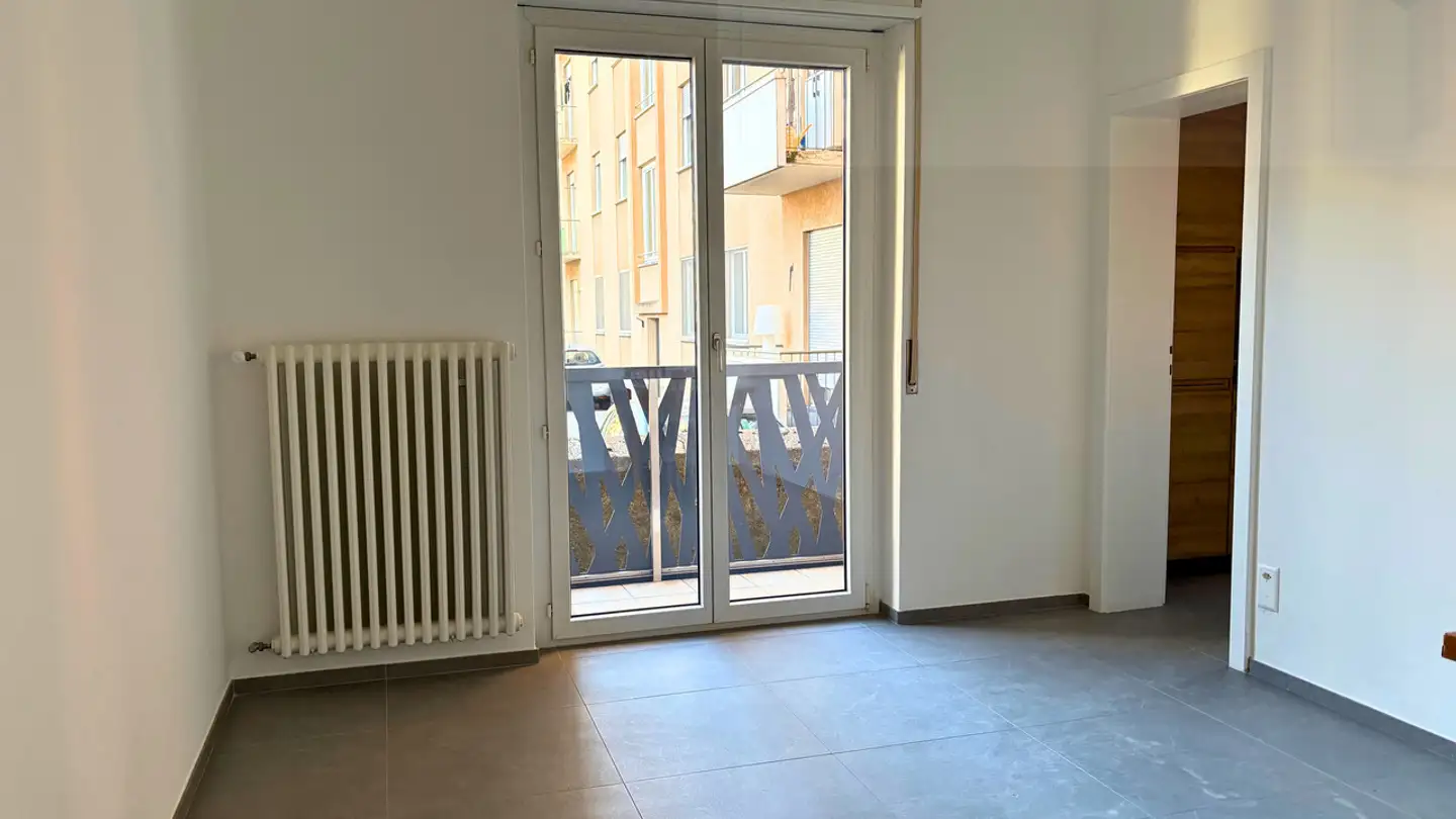 Apartment for rent - Via Francesco Soave, 6830 Chiasso - Photo 2