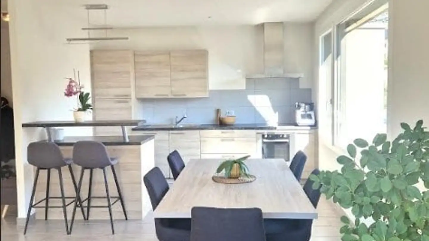 Apartment for rent - Rue Du Bourg 55, 3960 Sierre - Photo 2