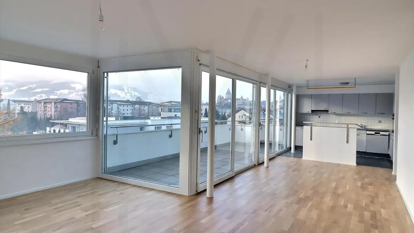 Attique à louer - Rue De La Berra 52, 1630 Bulle