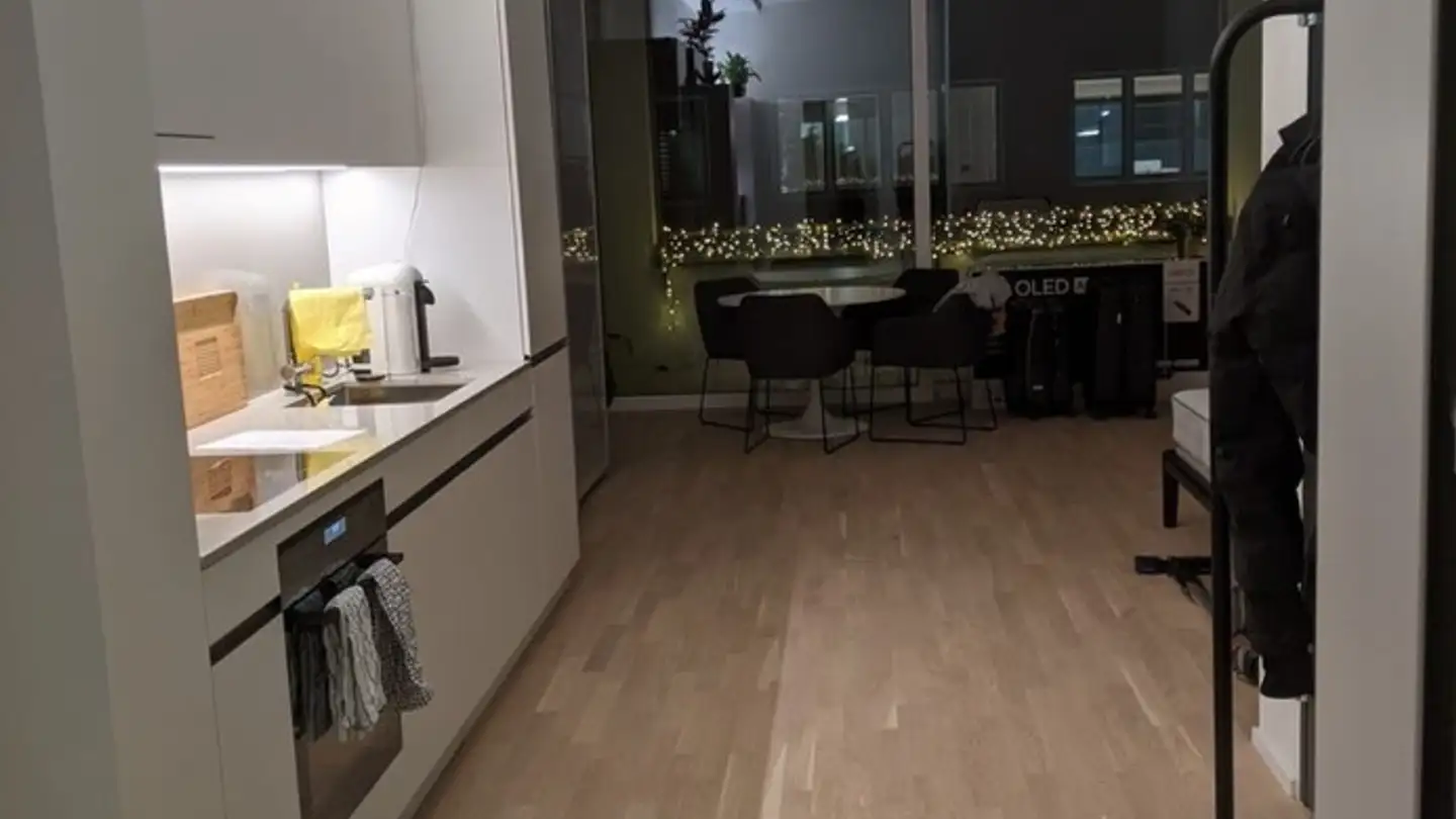 Appartement à louer - 8050 Zürich - Photo 2