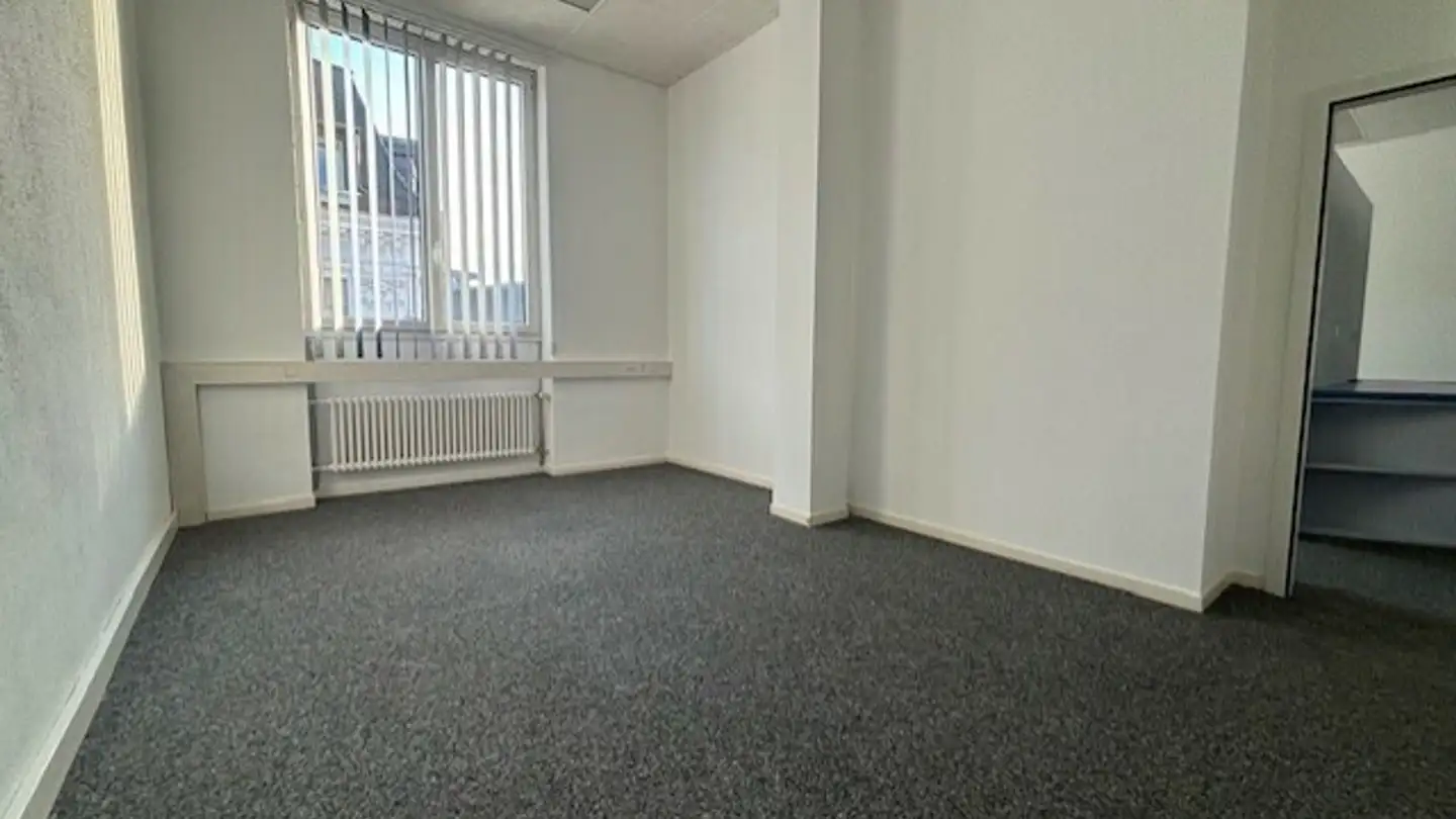 Negozio in affitto - Rue De La Maltière 1, 2800 Delémont