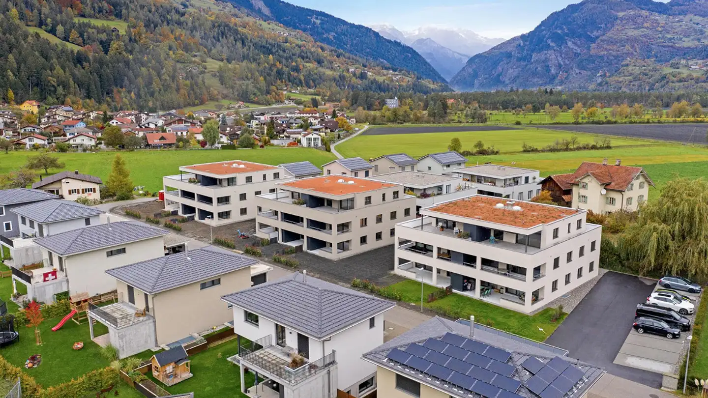 Tiefgaragenstellplatz mieten - Cavendel, 7408 Cazis