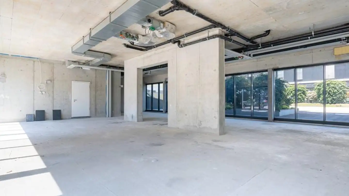 Magasin à louer - Route de Renens, 1008 Prilly