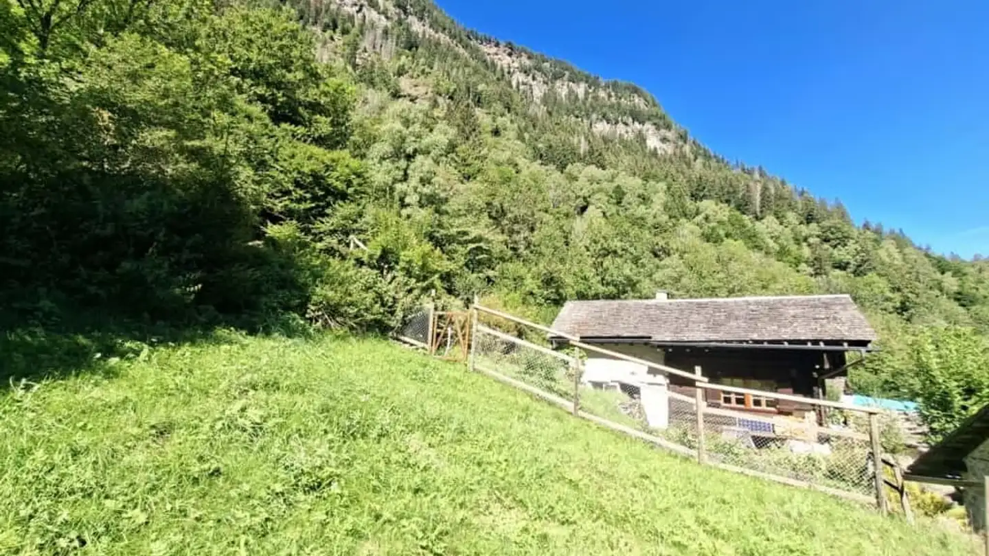 Casa singola in vendita - Stradon 37, 6548 Sta. Domenica