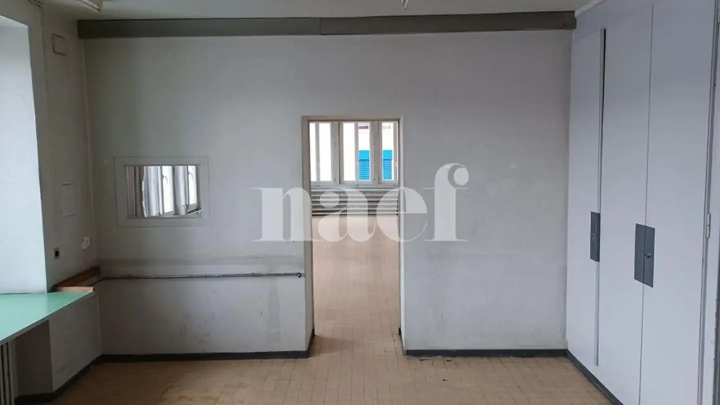 Bureau à louer - Rue de la Tuilerie 42, 2300 La Chaux-de-Fonds