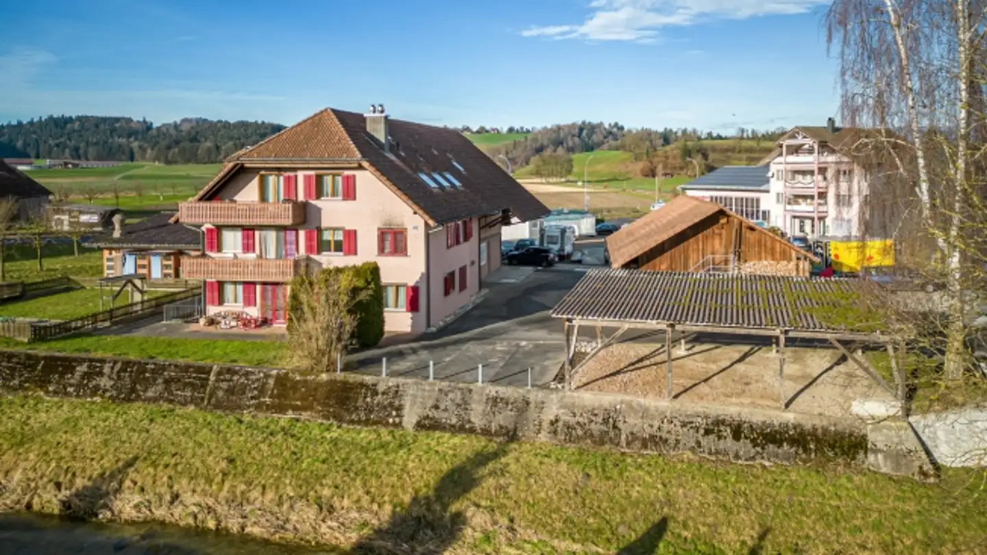 Edificio residenziale in vendita - Unterfeldstrasse 4, 6248 Alberswil