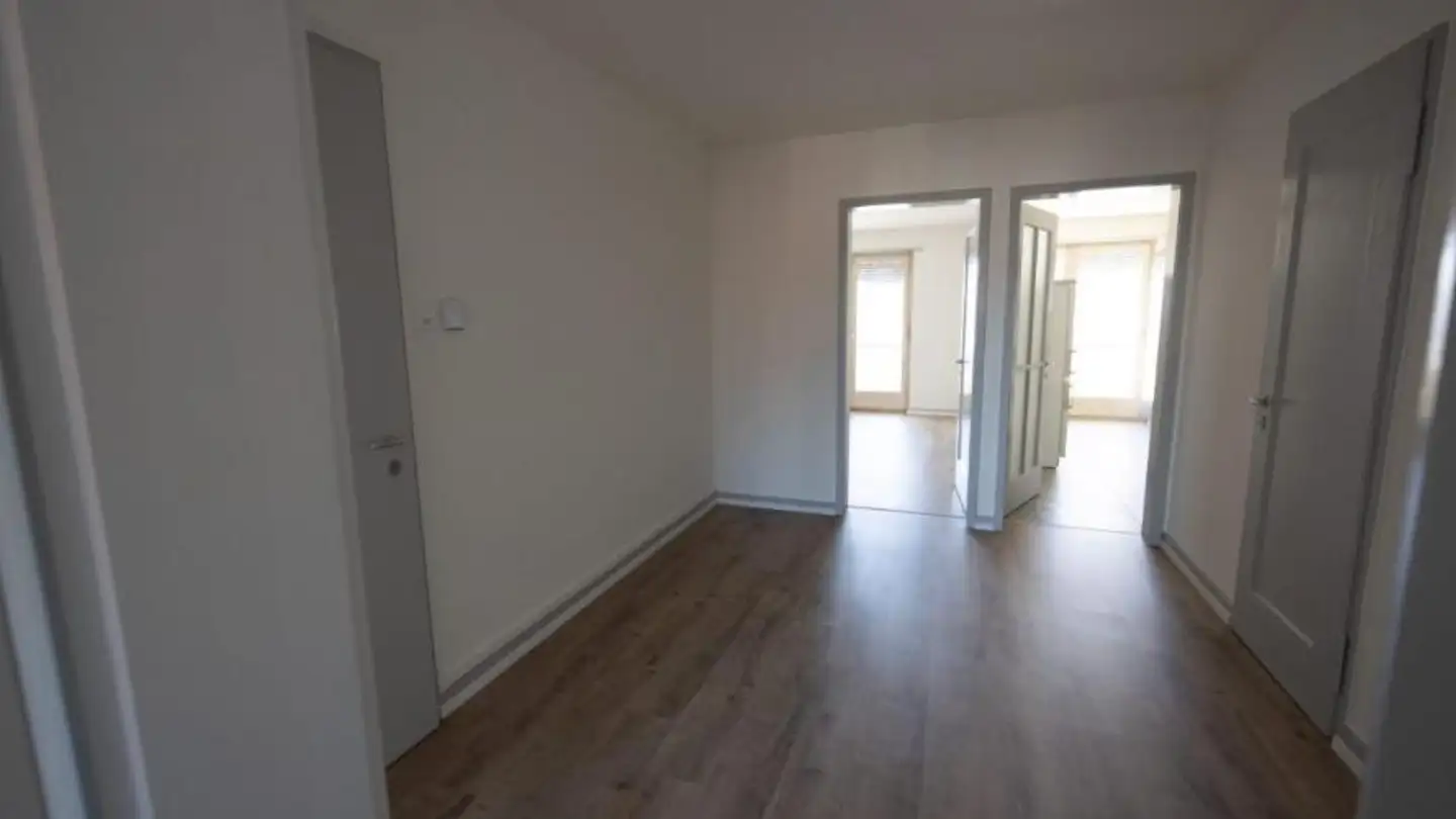 Wohnung mieten - Avenue de la Gare 18, 2800 Delémont - Foto 3
