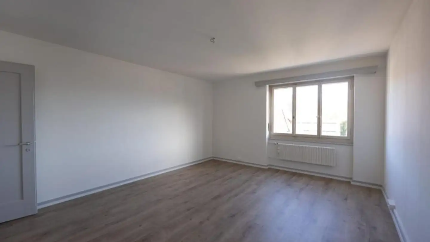 Wohnung mieten - Avenue de la Gare 18, 2800 Delémont - Foto 4