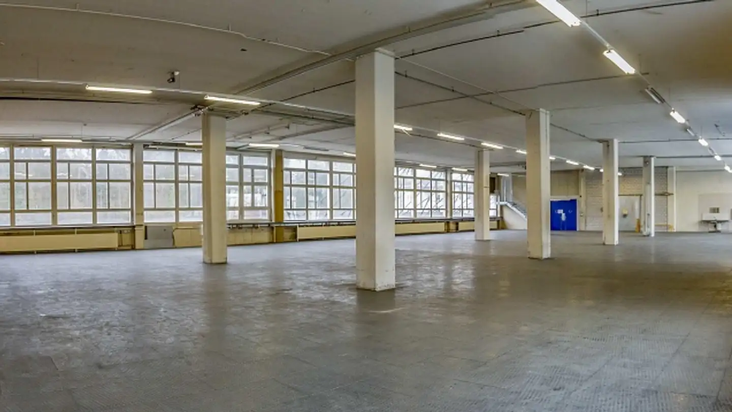 Commerciale in affitto - Wasterkingerweg, 8194 Hüntwangen - Foto 3