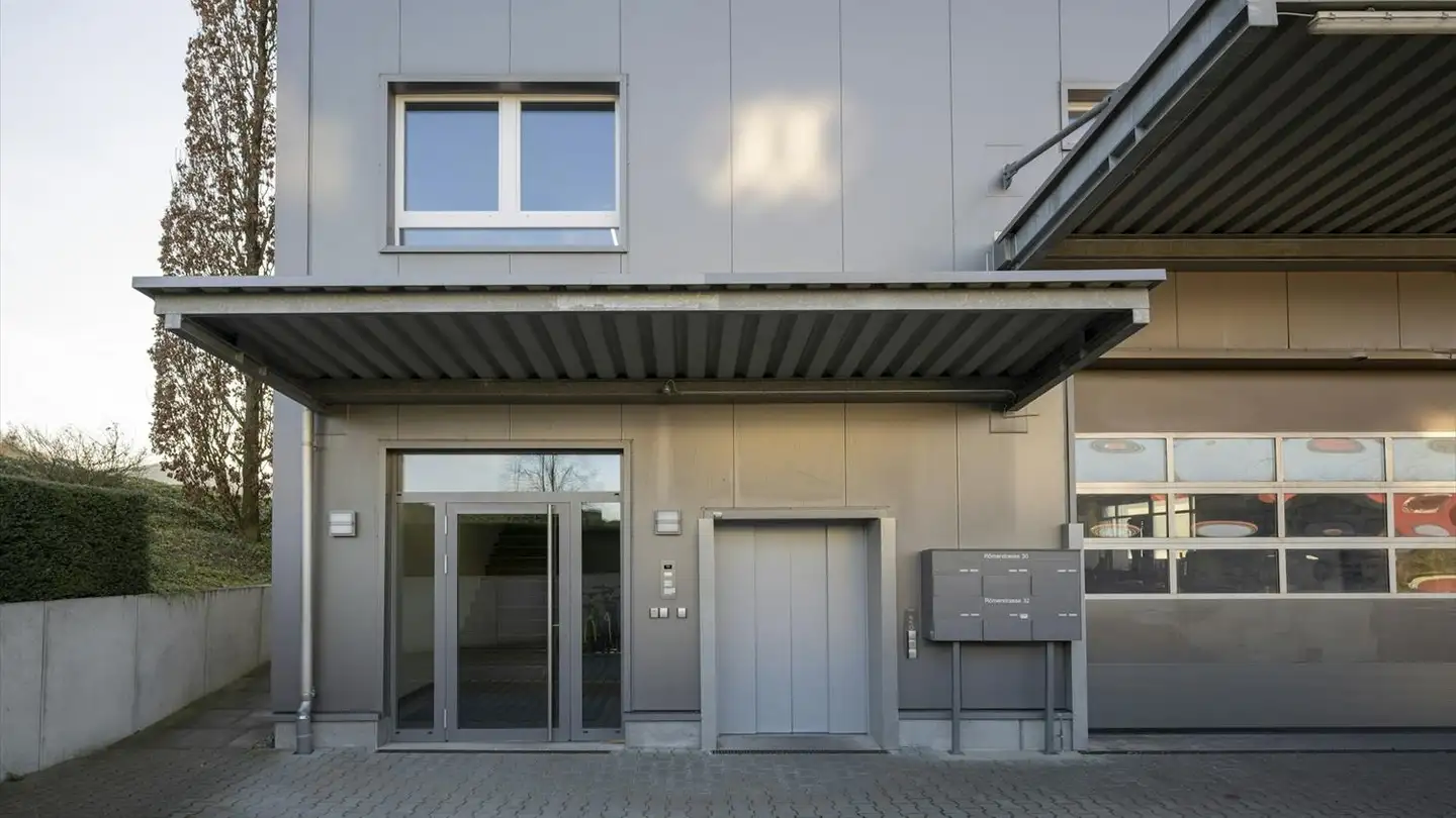 Commerciale in affitto - Römerstrasse 32, 4314 Zeiningen - Photo 2