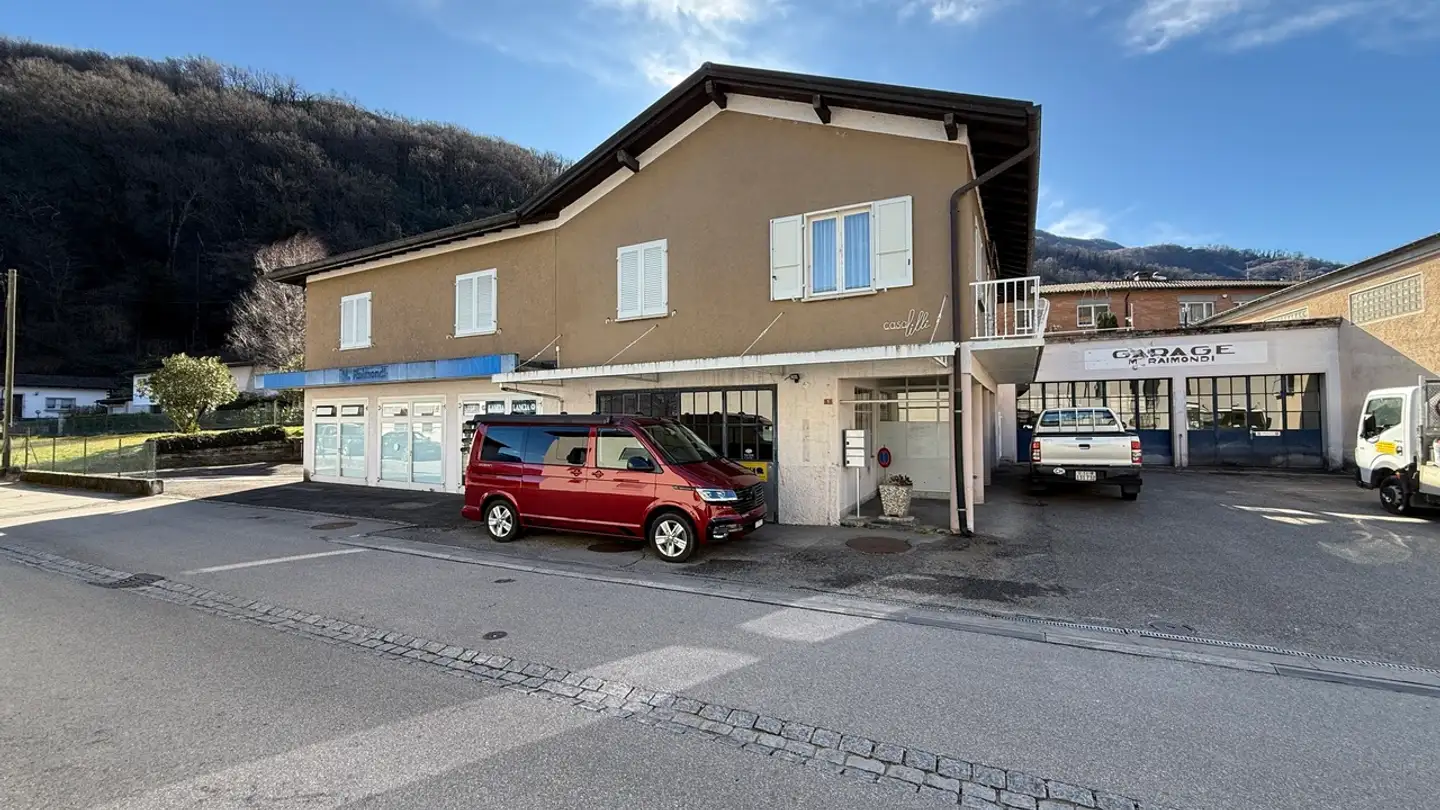 Einfamilienhaus kaufen - 6827 Brusino Arsizio