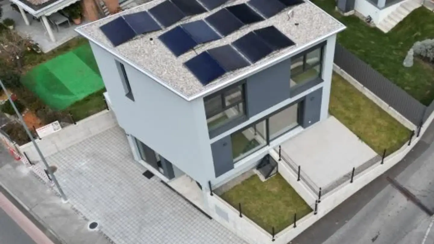 Single house for sale - Strada Cantonale, 6702 Claro
