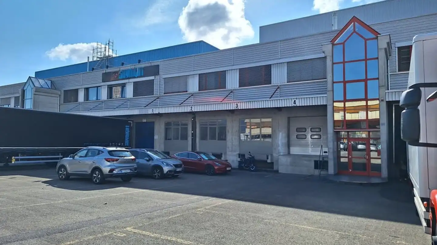Commercial for rent - Rue Des Sablières 12, 1242 Satigny