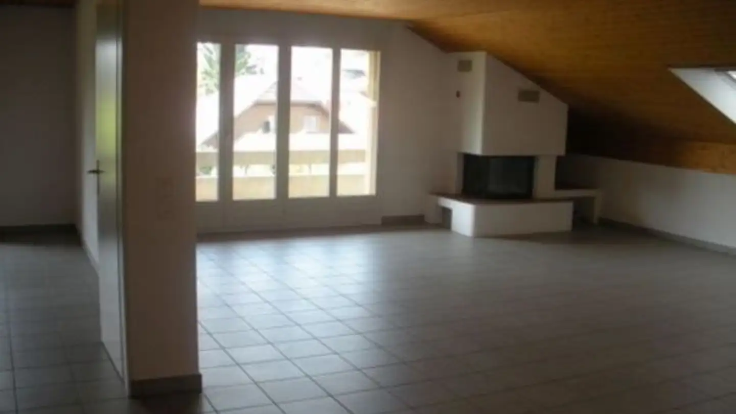 Attique à louer - Bachstrasse 23, 3298 Oberwil b. Büren - Photo 2