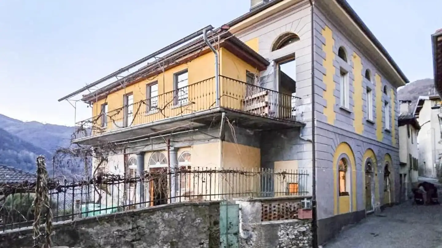 Apartment for sale - 6838 Cabbio