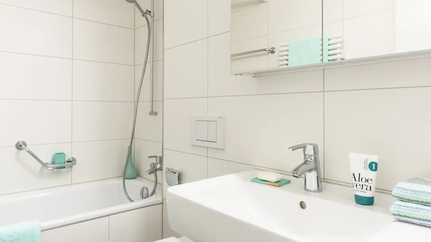 Wohnung mieten - Uerkenweg, 5036 Oberentfelden - Foto 3