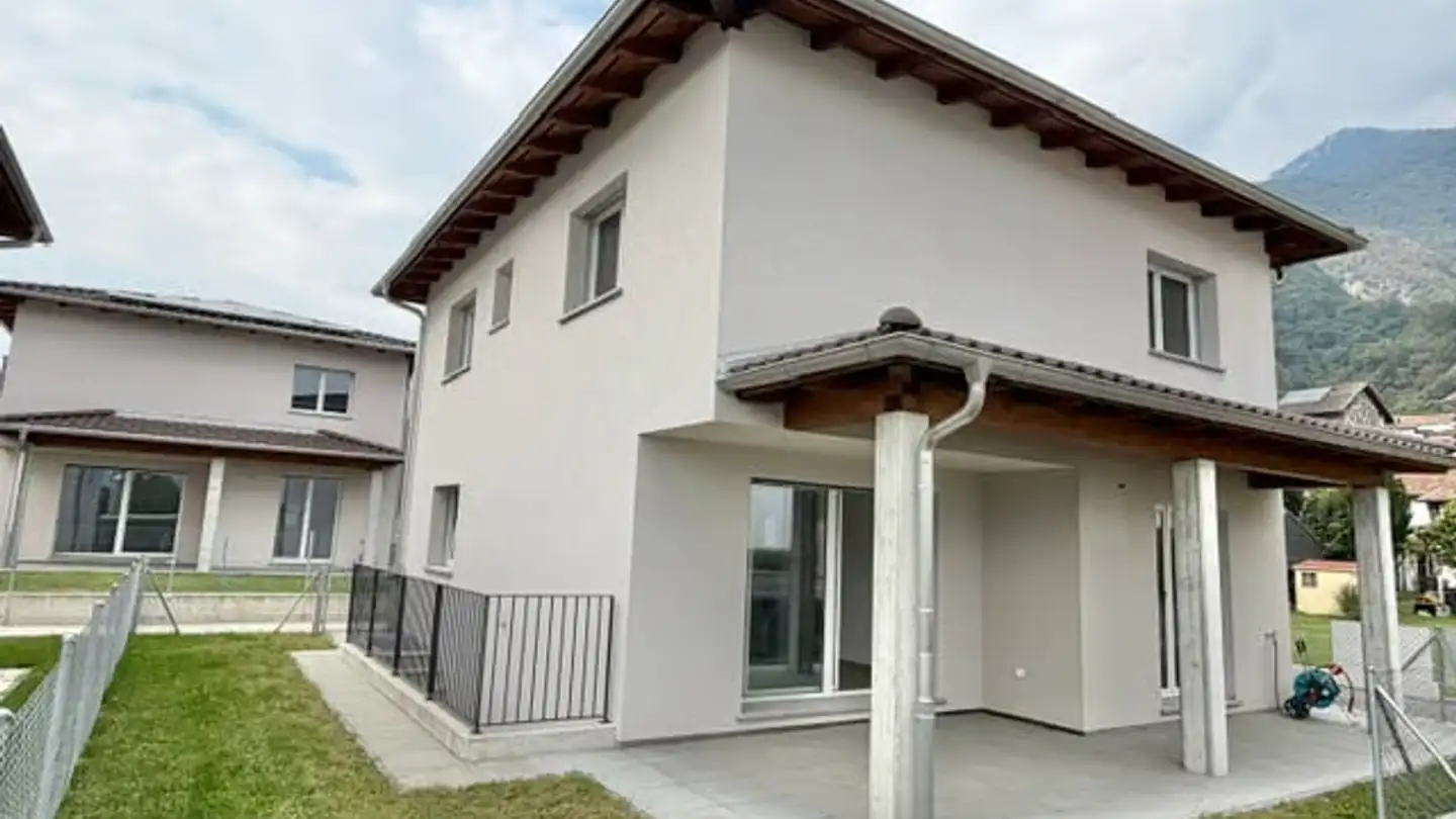 Casa singola in vendita - Via Chiosso 20, 6516 Cugnasco