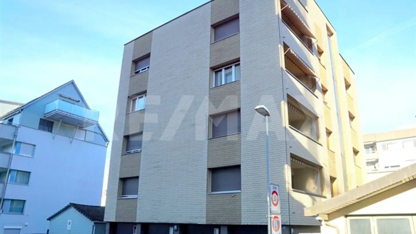 Immeuble résidentiel à vendre - Adlerstrasse 2, 8854 Siebnen