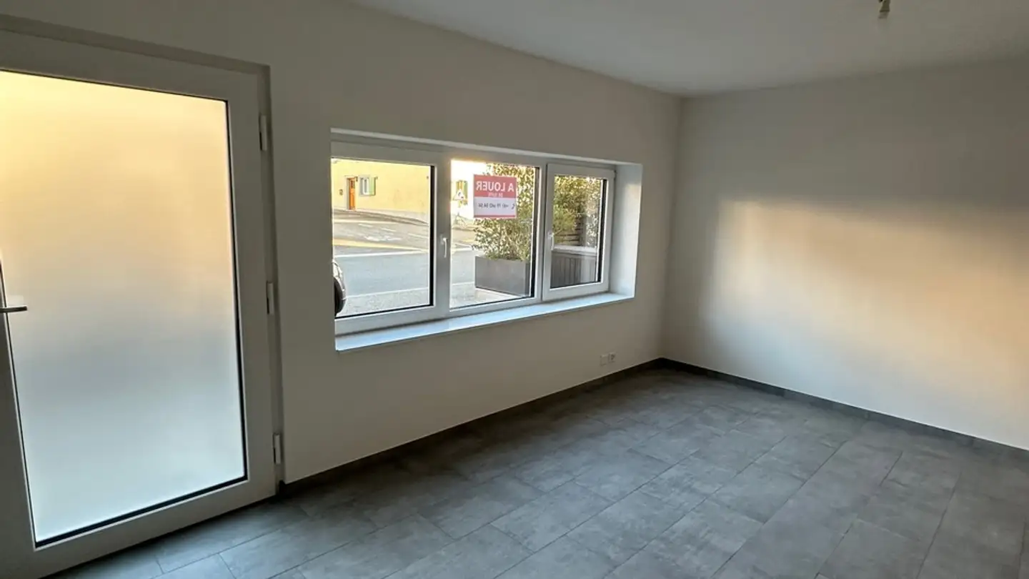 Studio for rent - Route d'Yverdon, 1470 Estavayer-le-Lac - Photo 2