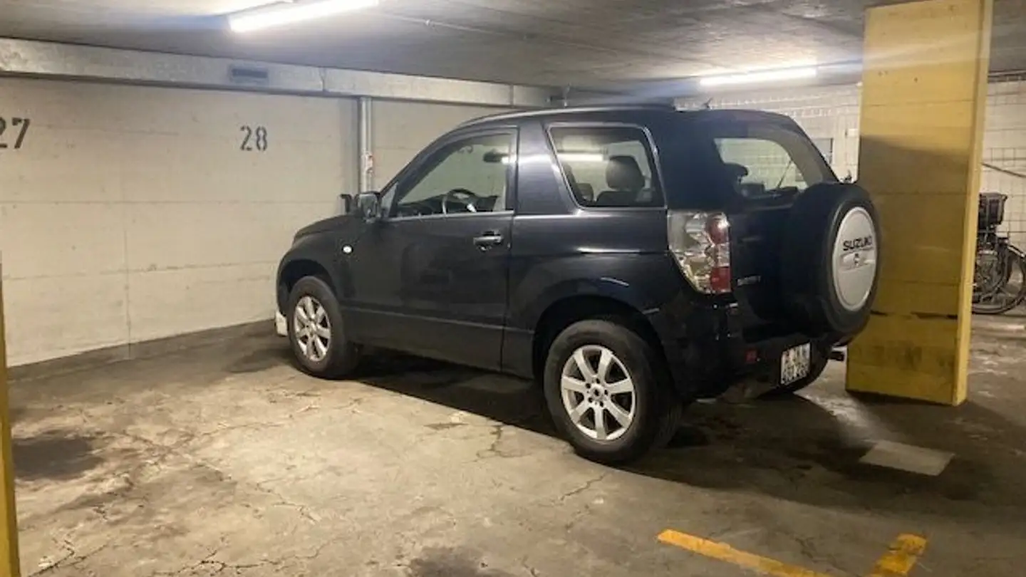 Outdoor parking space for rent - Glärnischstrasse 152, 8708 Männedorf