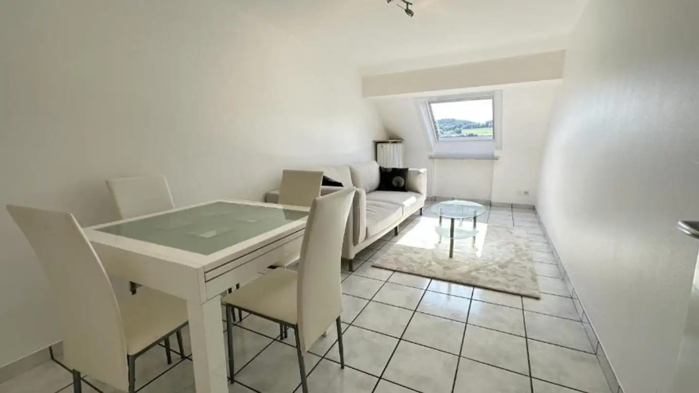 Appartement meublé à louer - 2900 Porrentruy - Photo 2