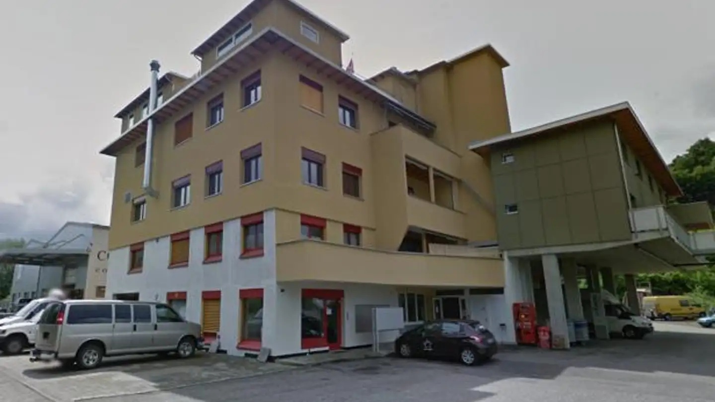 Commercial à louer - Kanalstrasse 17, 4415 Lausen