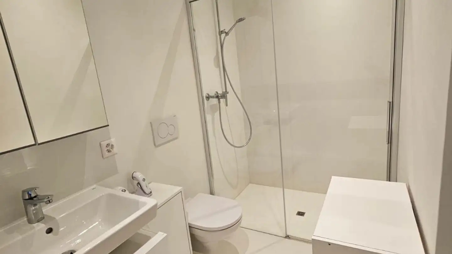 Appartement à louer - Via San Bernardino 7, 6988 Ponte Tresa - Photo 3