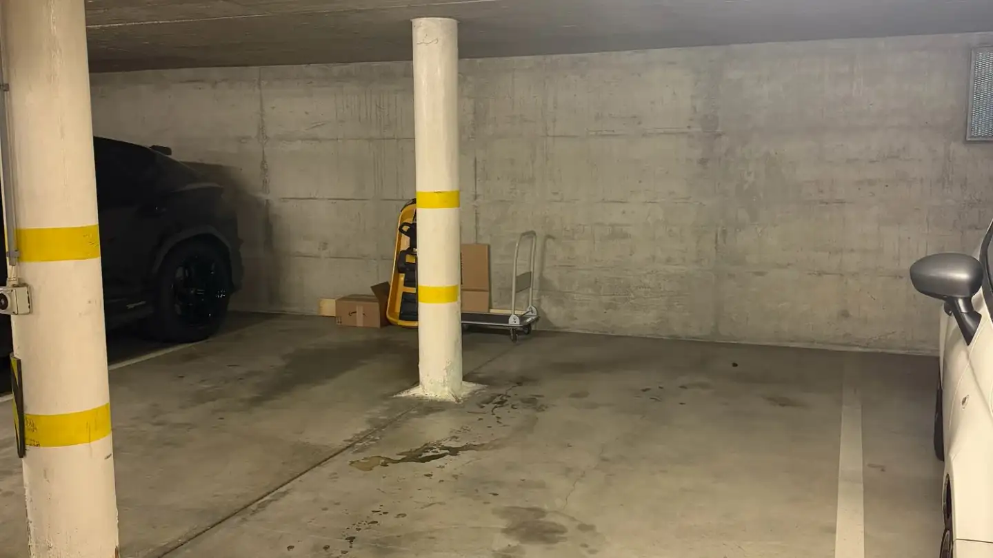 Parcheggio sotterraneo in affitto - Via Luigi Canonica, 6900 Lugano