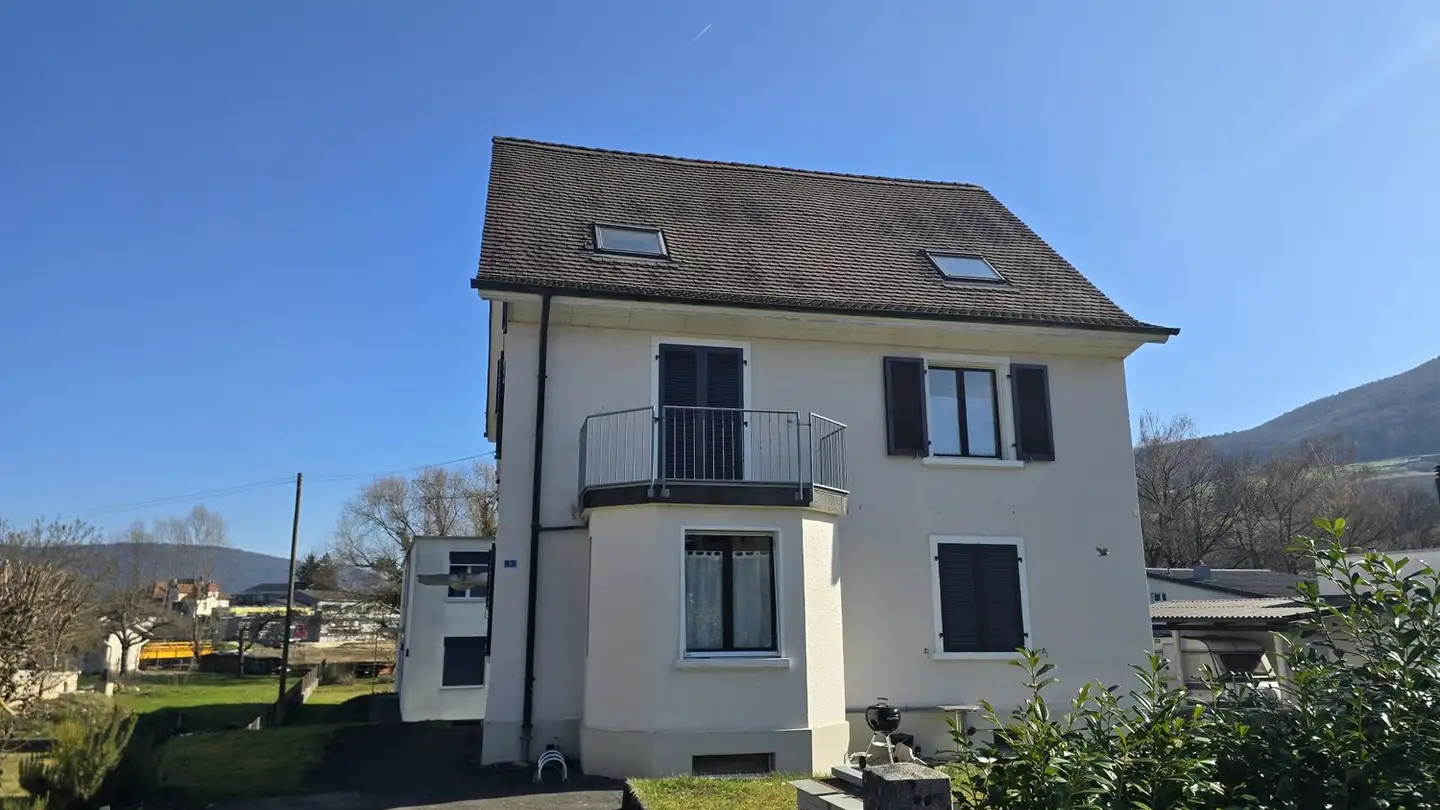 Residential building for sale - 2830 Courrendlin