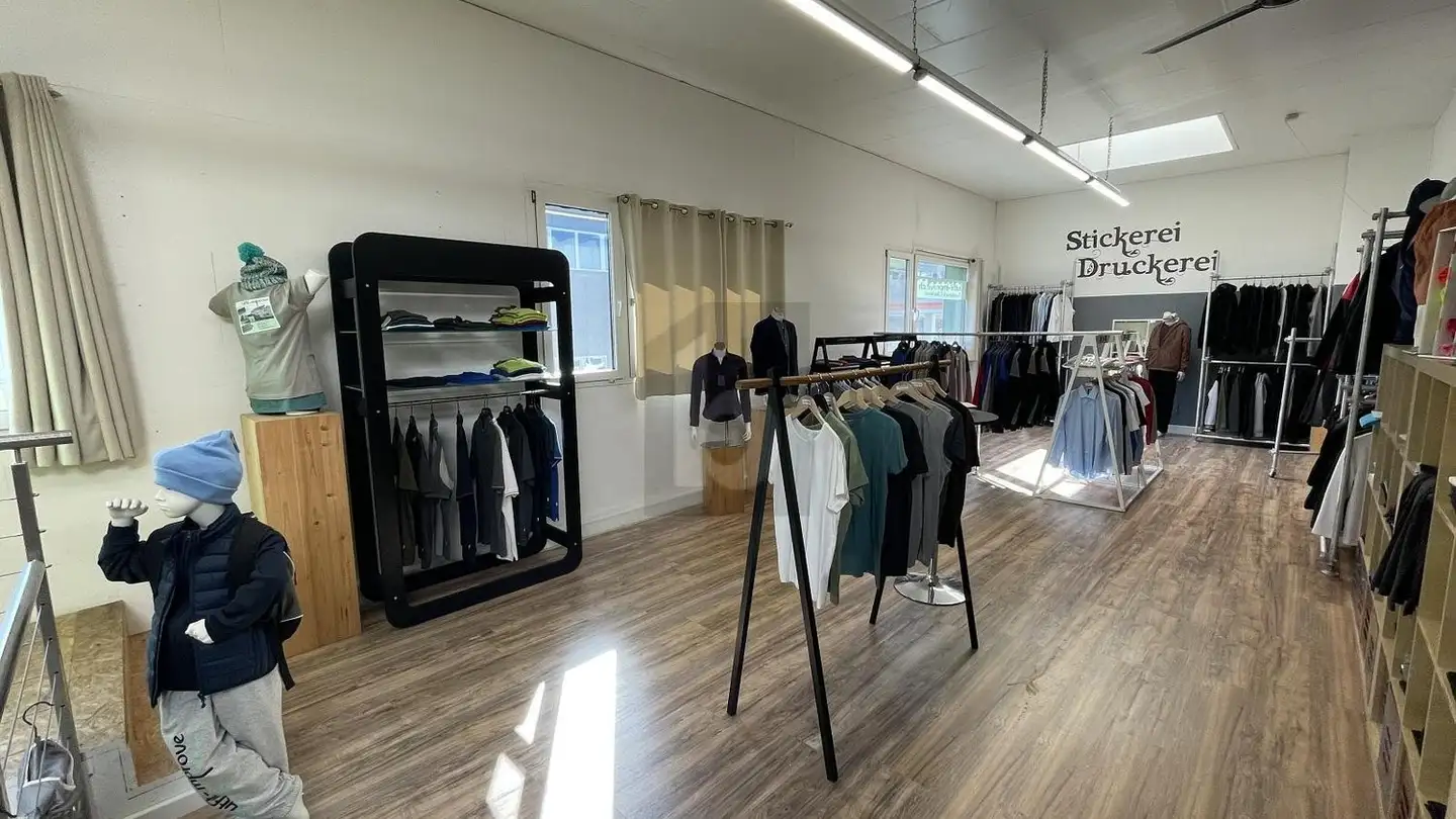 Shop for rent - 8852 Altendorf - Photo 2