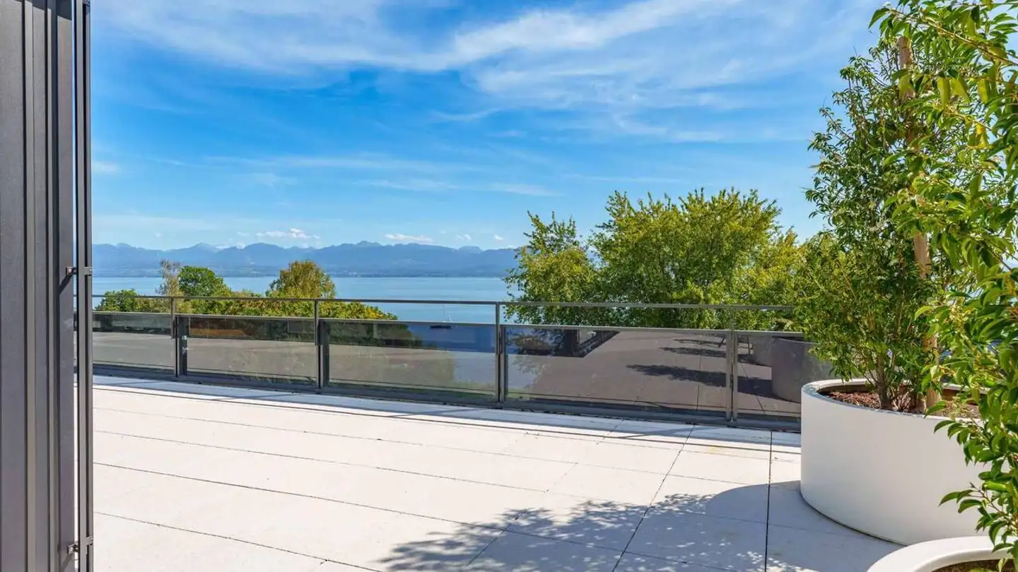 Attic flat for sale - 1180 Rolle