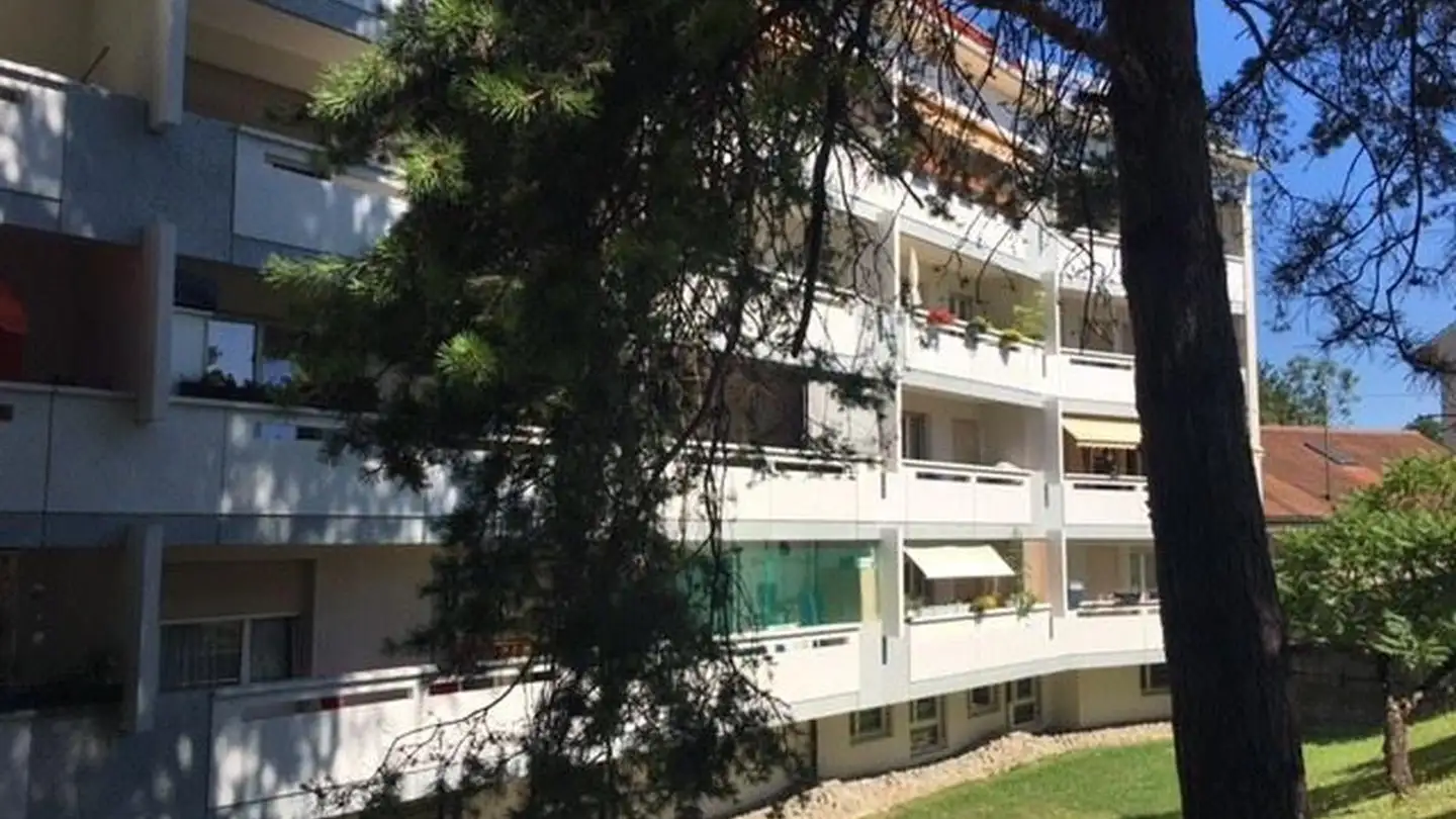 Covered parking space for rent - Route Du Grand-Lancy 87, 1212 Grand-Lancy