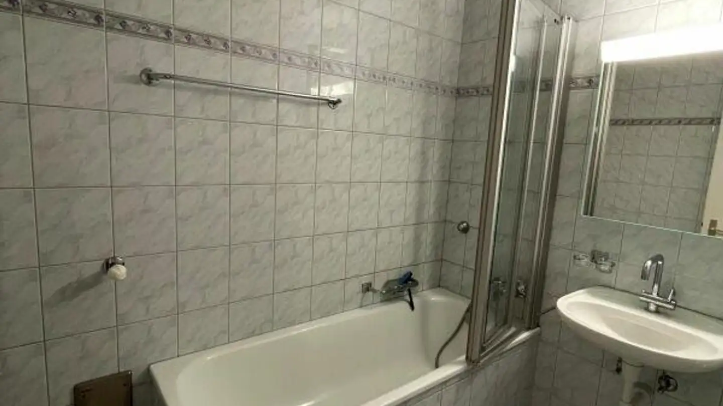 Appartamento in affitto - Büchelerstrasse, 8212 Neuhausen am Rheinfall - Photo 3