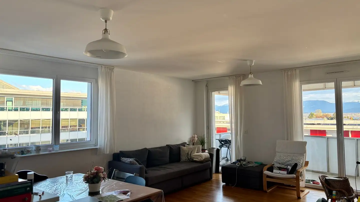 Apartment for rent - Route de l'Etraz 68, 1260 Nyon - Photo 2