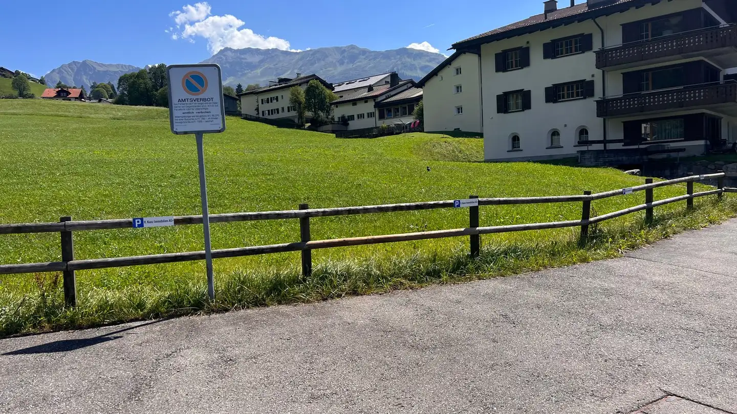 Outdoor parking space for rent - Klusweg, 7250 Klosters - Photo 3