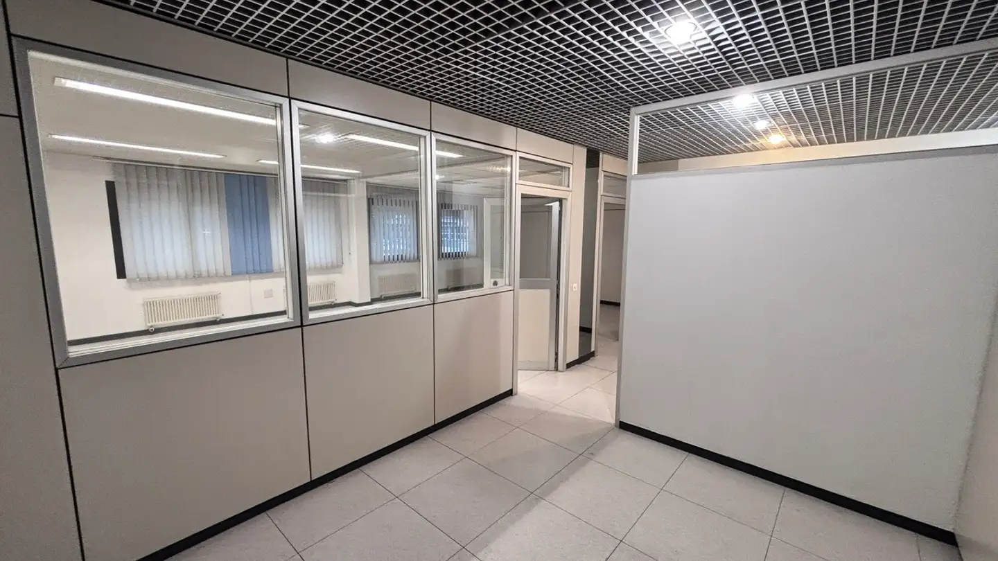 Spazio ufficio in affitto - Via San Gottardo 46, 6593 Cadenazzo - Foto 3