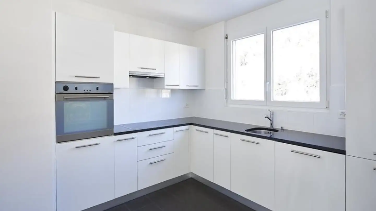 Appartement à louer - Via Vincenzo D'Alberti 3, 6600 Locarno - Photo 2