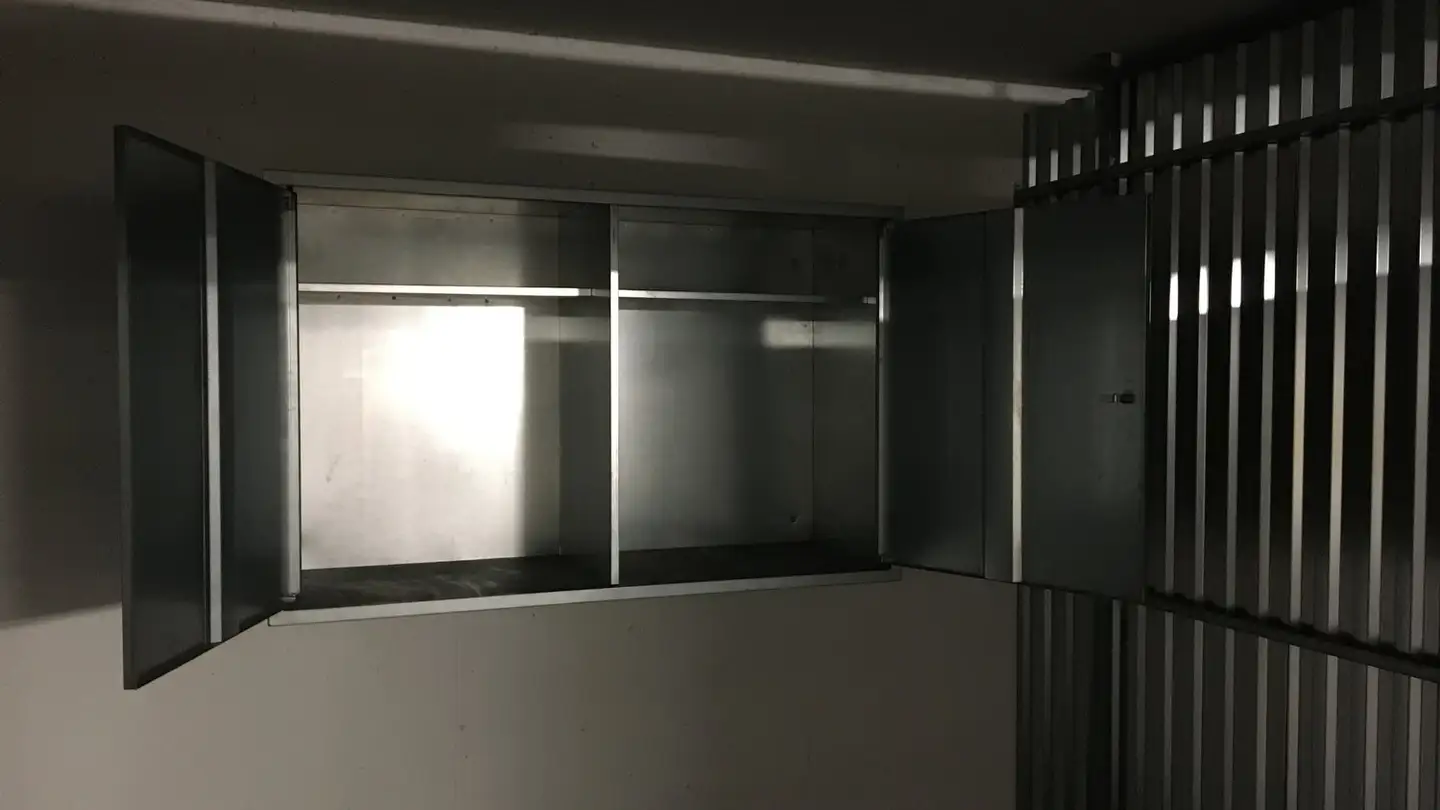 Place de parking souterraine à louer - Hinterbächlistrasse 6, 5452 Oberrohrdorf - Photo 2