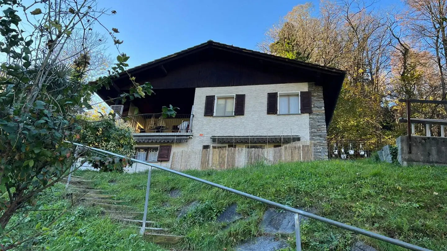 House for sale - 6556 Leggia