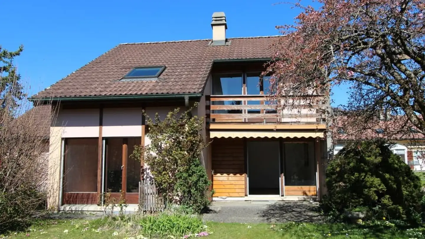 Single house for sale - 1636 Broc - Photo 2