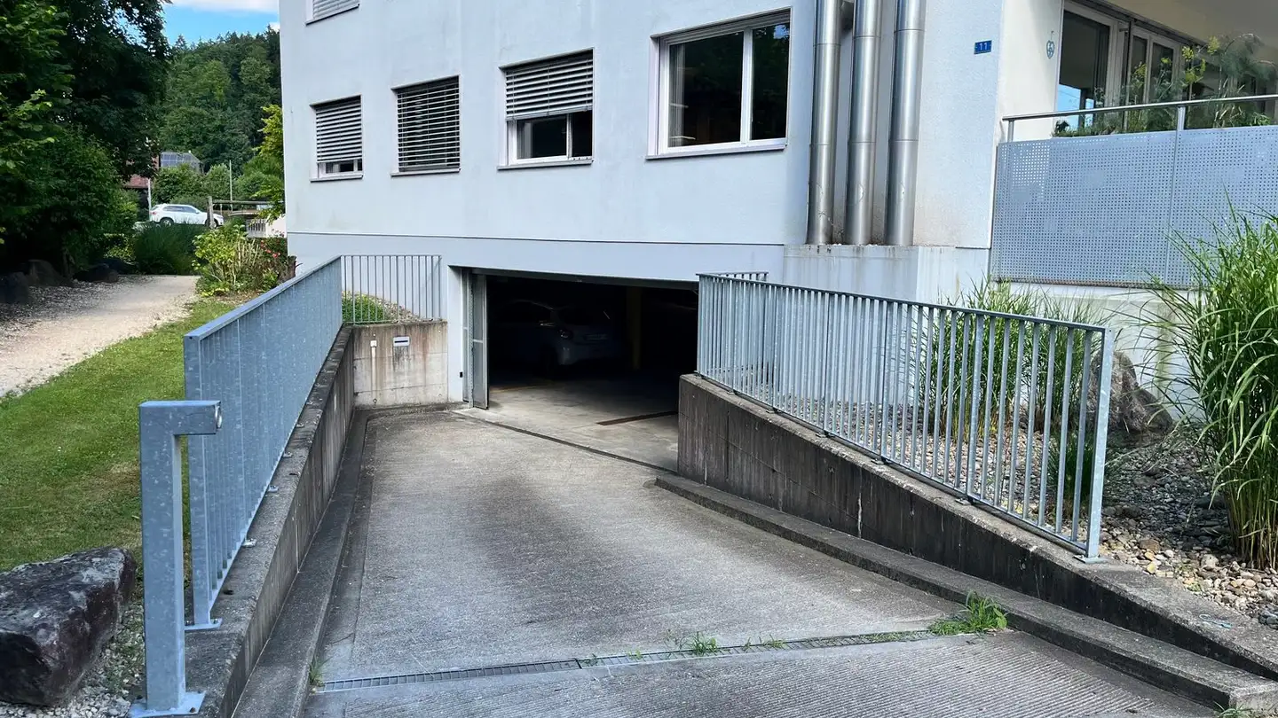 Underground parking space for rent - Kanalwiese 11, 8488 Turbenthal - Photo 3
